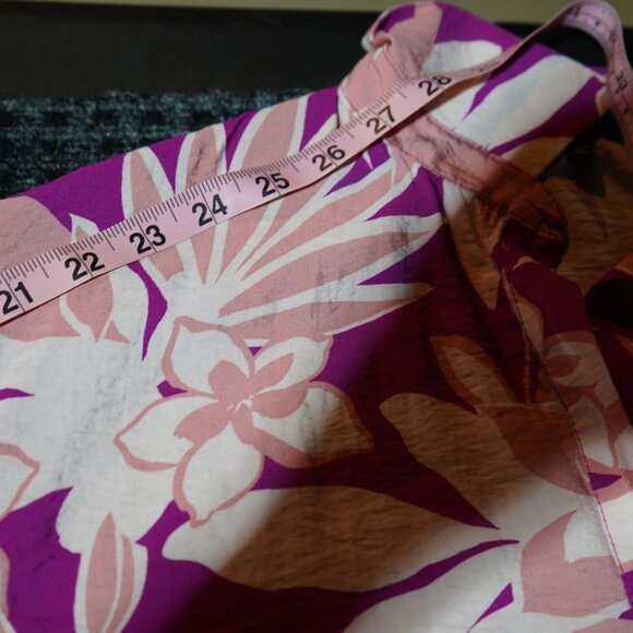Pink & Purple Floral Drew Crop Button-Up Blouse - Tropical Vibes! SZ XS - RUNS L - Picture 3 of 11